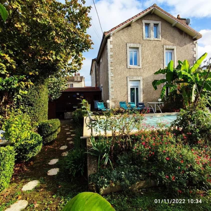 Maison De Famille A Périgueux Buitenkant foto